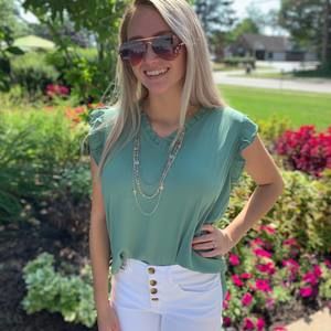 Meet your Posher, Emily